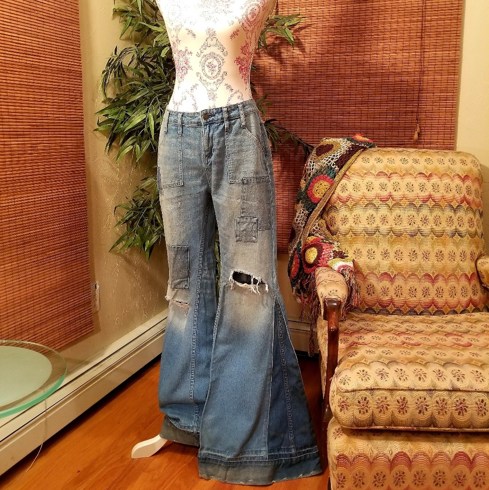 Boho hippie Free People bell bottom flare jeans